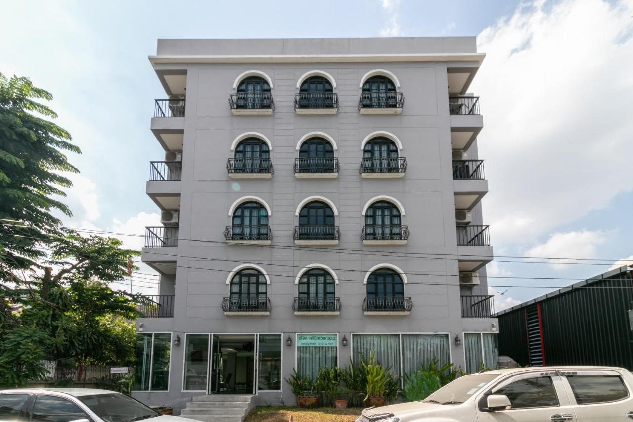 Resortel Lat Phrao 91 Bangkok Eksteriør billede