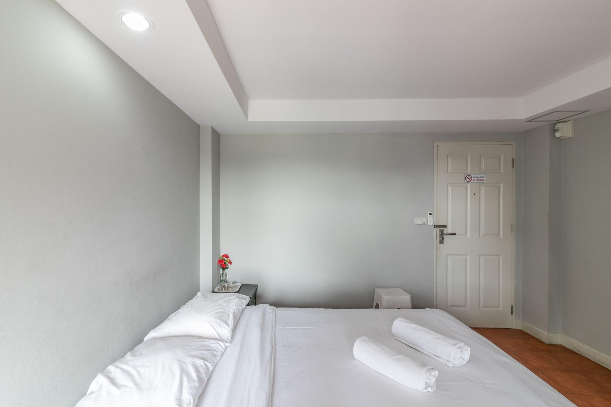 Resortel Lat Phrao 91 Bangkok Eksteriør billede