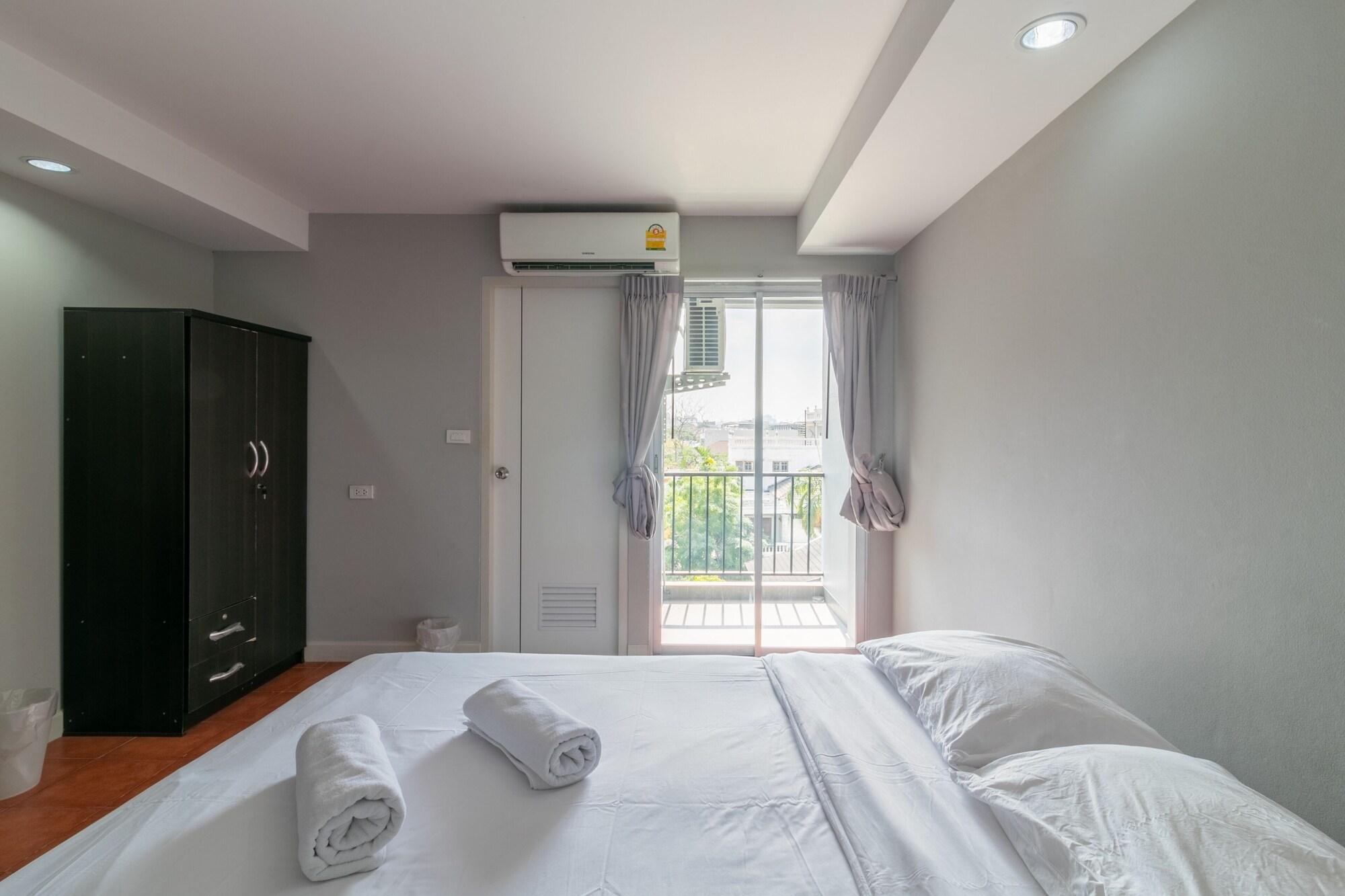 Resortel Lat Phrao 91 Bangkok Eksteriør billede