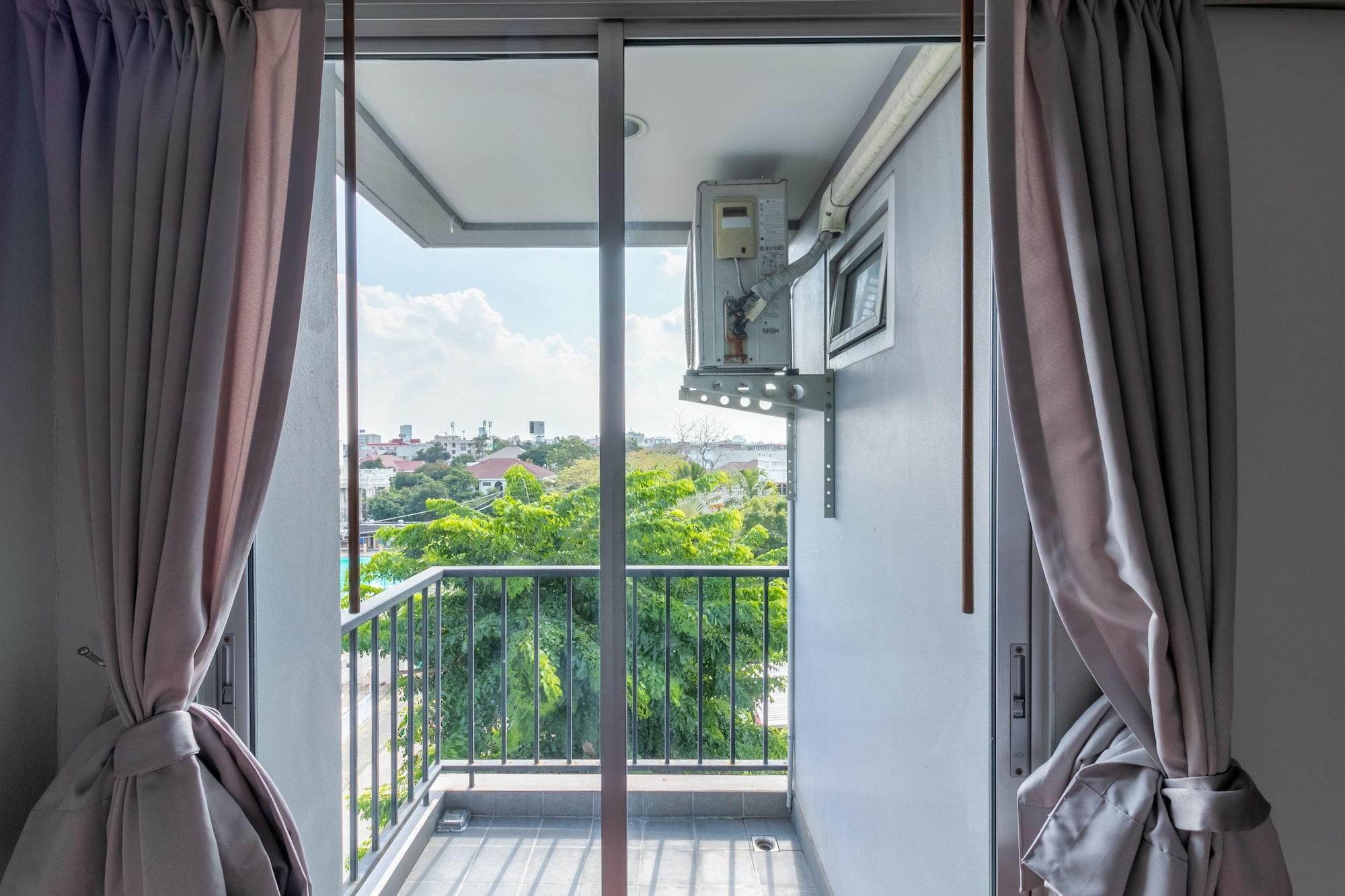 Resortel Lat Phrao 91 Bangkok Eksteriør billede