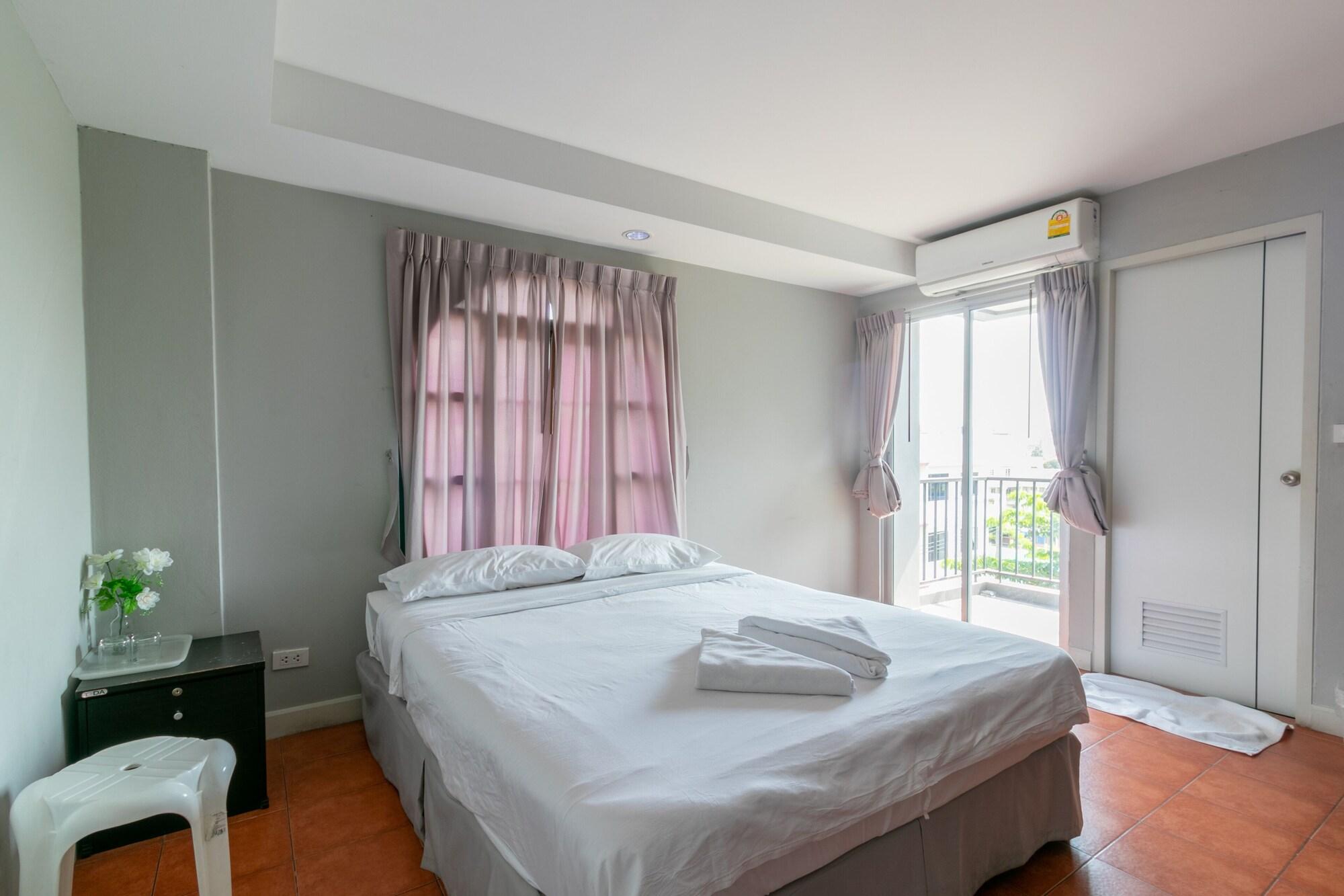Resortel Lat Phrao 91 Bangkok Eksteriør billede