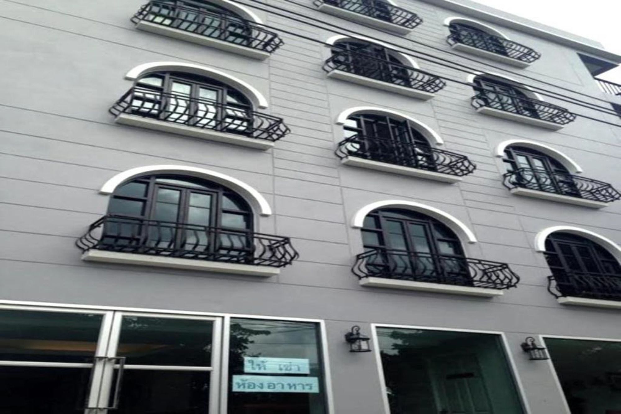 Resortel Lat Phrao 91 Bangkok Eksteriør billede